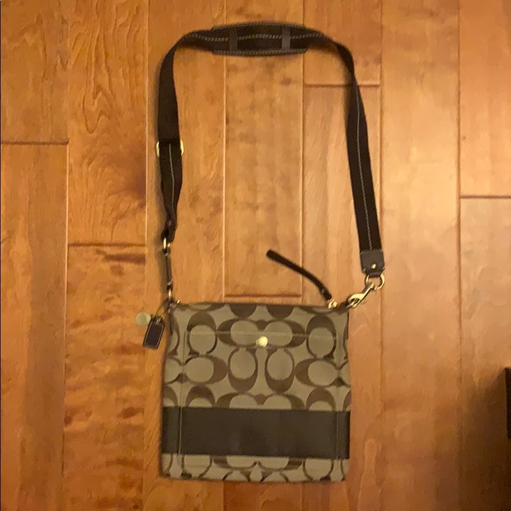 Coach signature crossbody bag